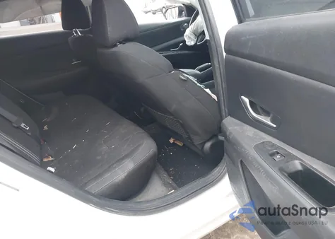 2022 Hyundai Elantra Sel z USA, uszkodzony, nr VIN 5NPLM4AGXNH056431